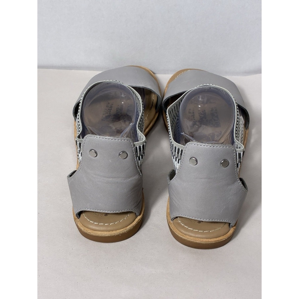 Sorel Ella Womens 10 Dove Gray Leather Criss Cross Strappy Sandals Preppy - Picture 3 of 5